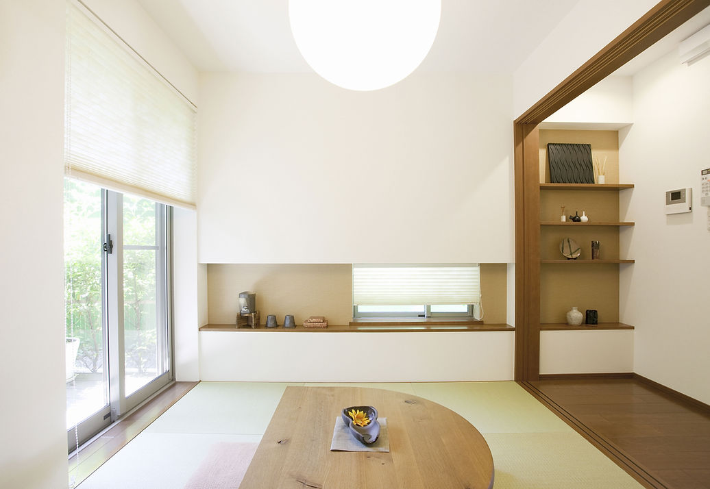 自然光の差し込む室内空間